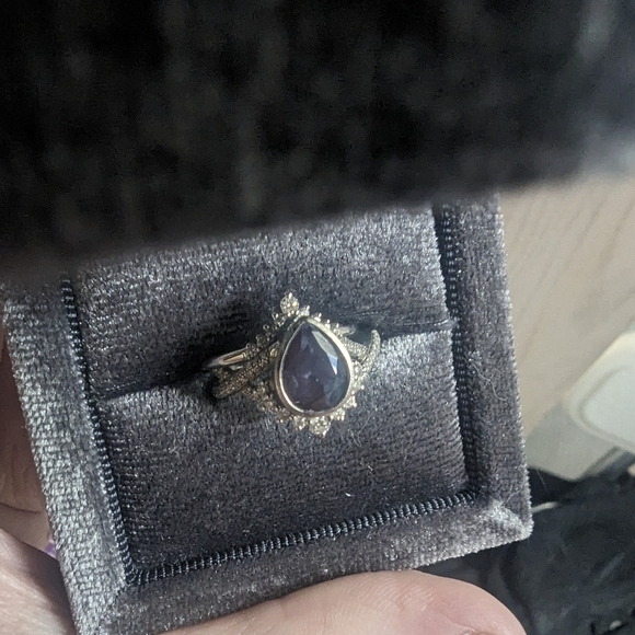 Unique Handmade Alexandrite(color changing) White Gold ring set w/ Pavé Diamonds - Picture 5 of 16